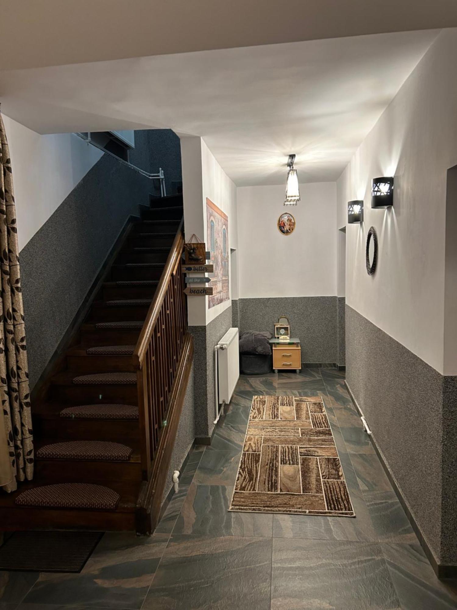 Apartmán Casa Raraului Câmpulung Moldovenesc Exteriér fotografie