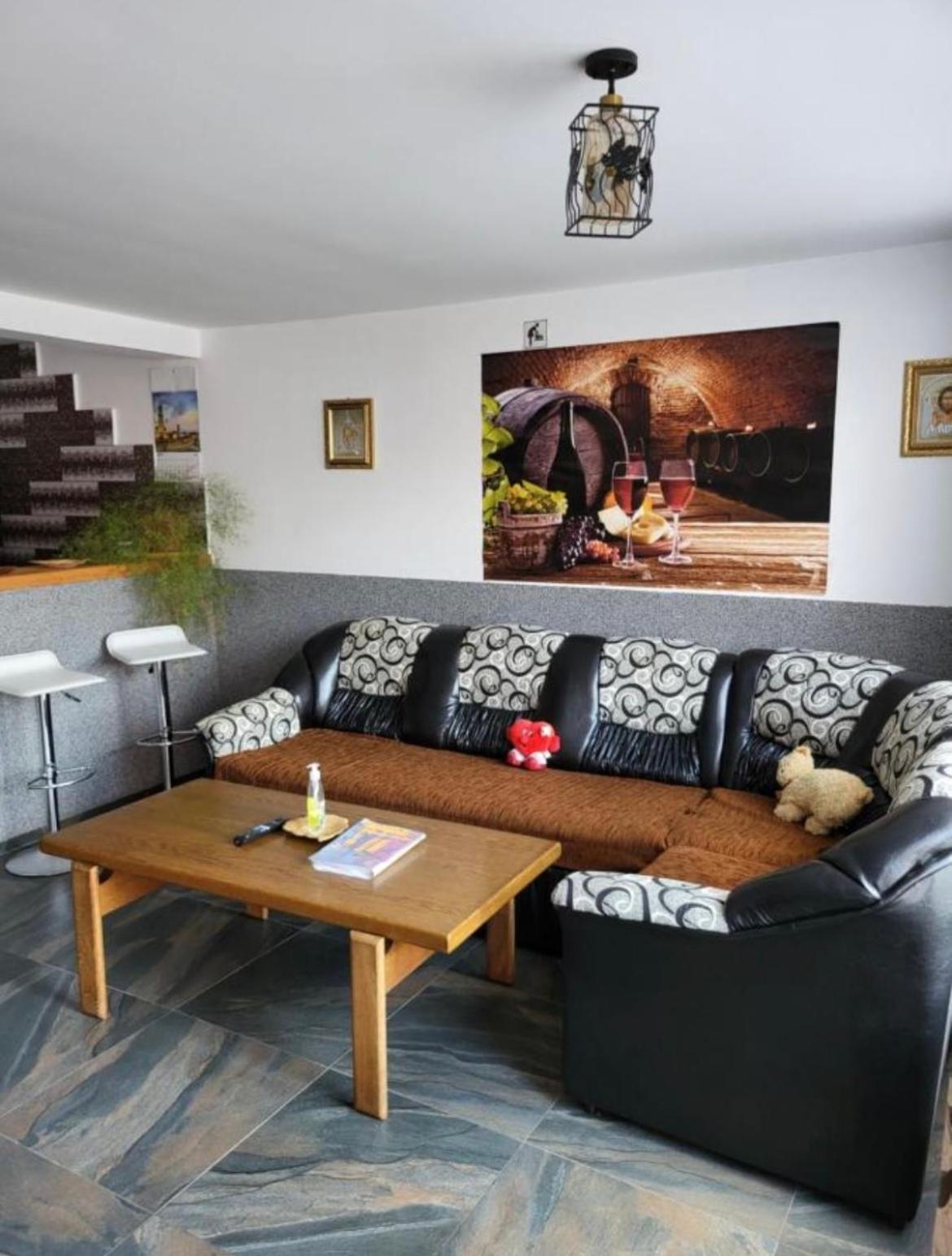 Apartmán Casa Raraului Câmpulung Moldovenesc Exteriér fotografie